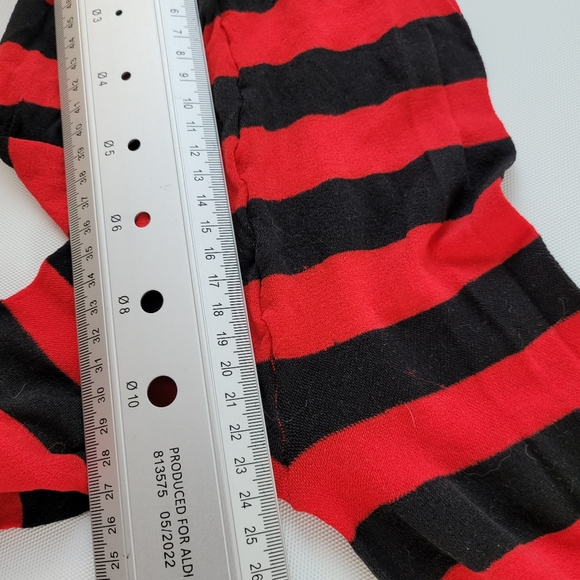 Women Red Black Striped Tights Stockings Christmas Steampunk Cosplay Pantyhose. - Picture 5 of 9